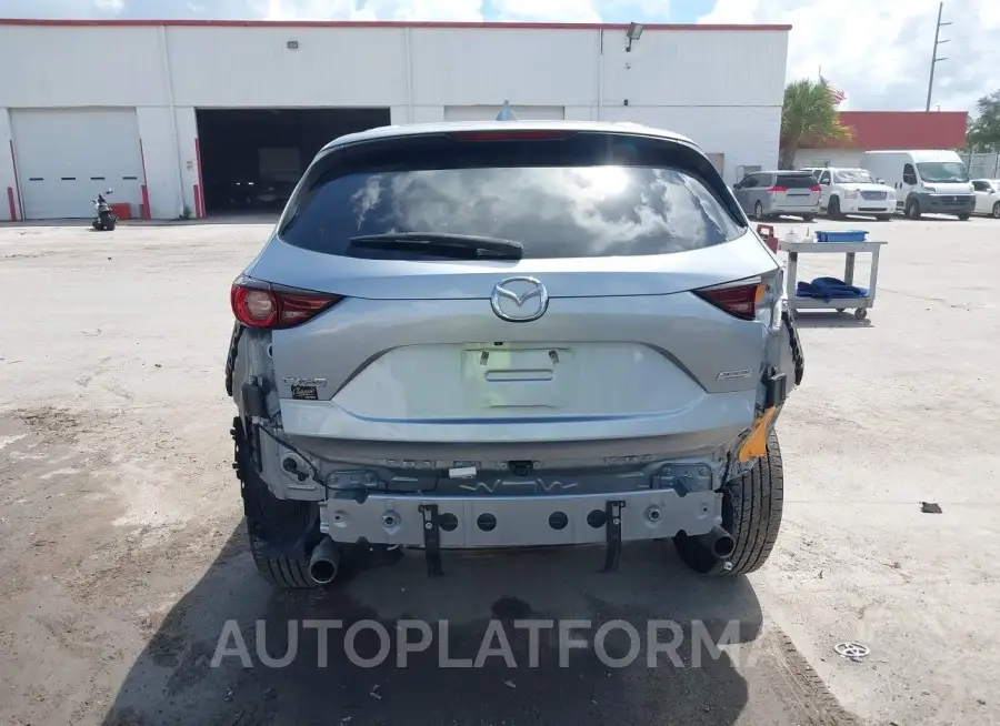 MAZDA CX-5 2018 vin JM3KFACM3J0350727 from auto auction Iaai