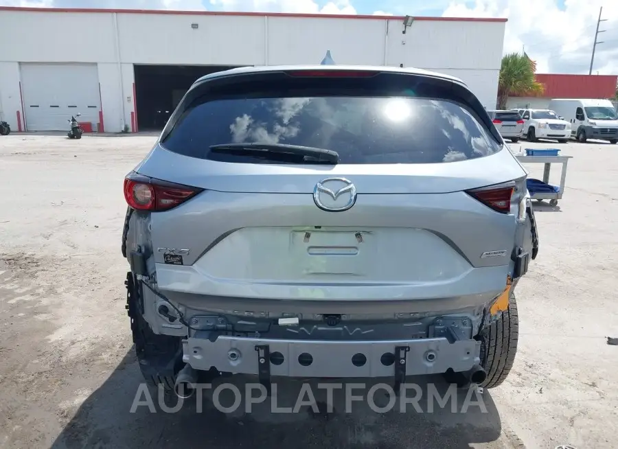 MAZDA CX-5 2018 vin JM3KFACM3J0350727 from auto auction Iaai