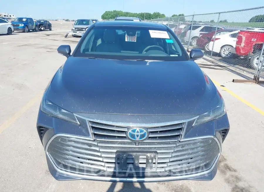 TOYOTA AVALON HYBRID 2019 vin 4T1B21FB1KU003658 from auto auction Iaai