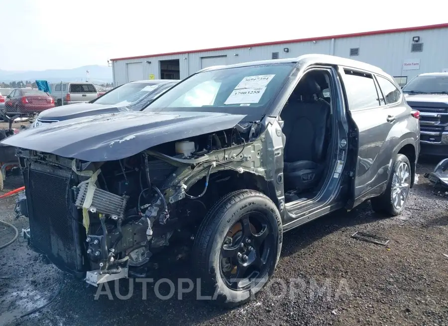 TOYOTA HIGHLANDER 2020 vin 5TDDZRBHXLS056401 from auto auction Iaai