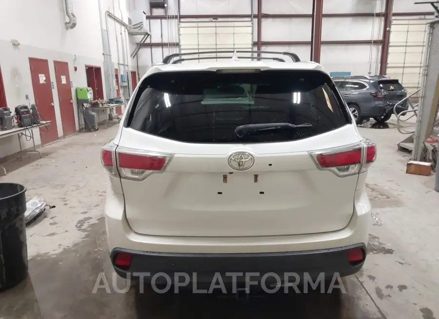 TOYOTA HIGHLANDER 2016 vin 5TDJKRFH2GS350723 from auto auction Iaai