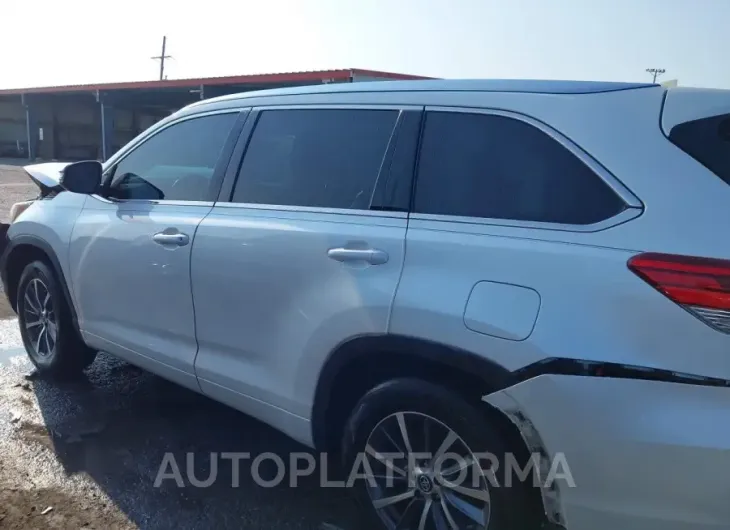 TOYOTA HIGHLANDER 2018 vin 5TDKZRFH9JS279320 from auto auction Iaai