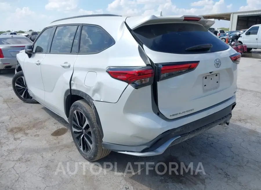 TOYOTA HIGHLANDER 2021 vin 5TDLZRAH0MS050881 from auto auction Iaai