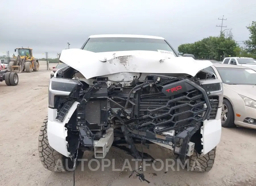 TOYOTA TUNDRA 2023 vin 5TFLA5DB8PX117121 from auto auction Iaai