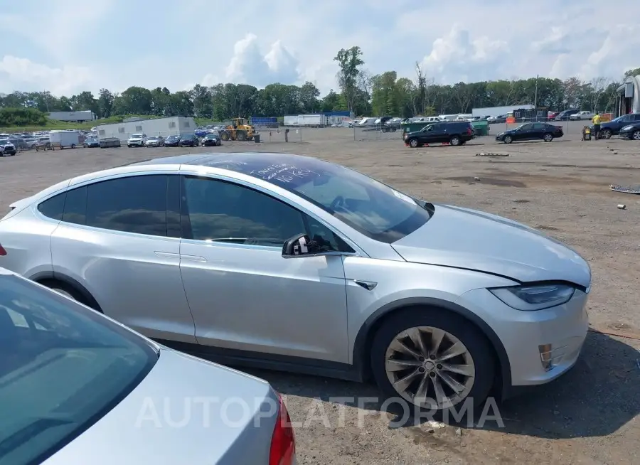 TESLA MODEL X 2017 vin 5YJXCDE23HF067843 from auto auction Iaai