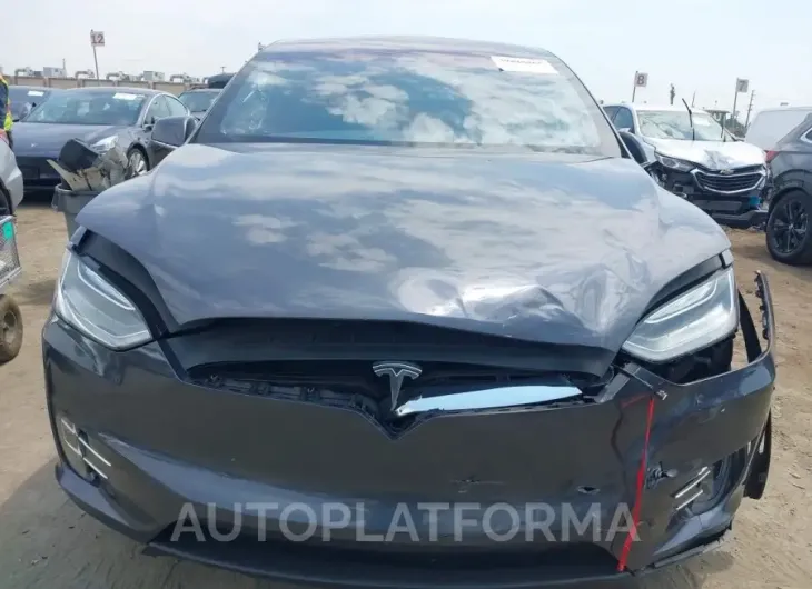 TESLA MODEL X 2017 vin 5YJXCDE28HF041321 from auto auction Iaai