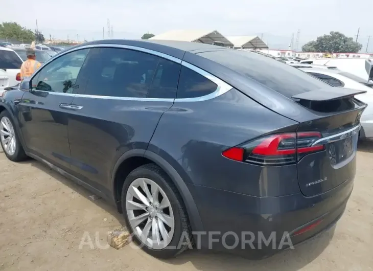 TESLA MODEL X 2017 vin 5YJXCDE28HF041321 from auto auction Iaai