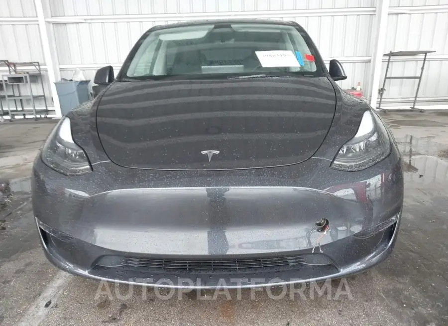 TESLA MODEL Y 2024 vin 7SAYGDED5RF036124 from auto auction Iaai