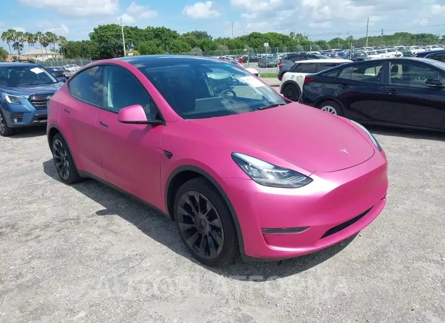 TESLA MODEL Y 2023 vin 7SAYGDEE2PA128861 from auto auction Iaai