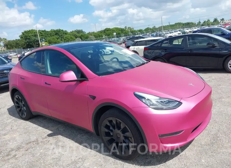 TESLA MODEL Y 2023 vin 7SAYGDEE2PA128861 from auto auction Iaai