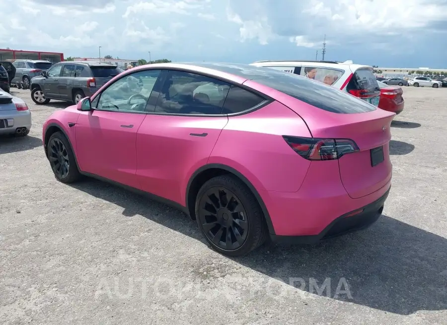 TESLA MODEL Y 2023 vin 7SAYGDEE2PA128861 from auto auction Iaai