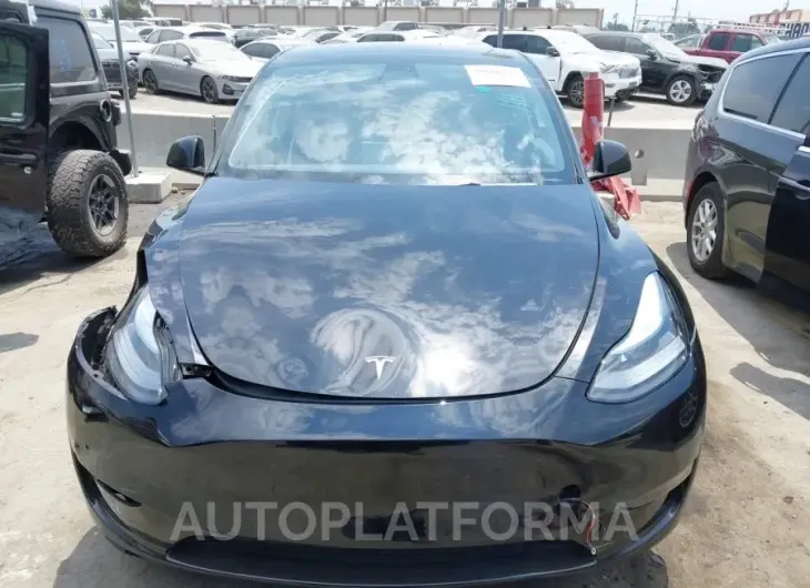 TESLA MODEL Y 2022 vin 7SAYGDEFXNF348791 from auto auction Iaai