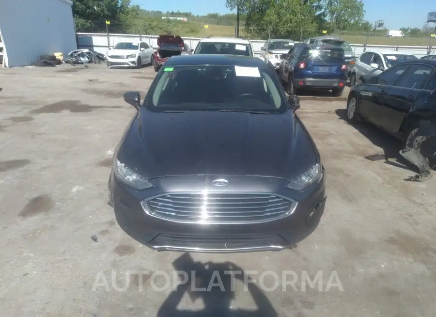 FORD FUSION HYBRID 2019 vin 3FA6P0LU7KR143749 from auto auction Iaai