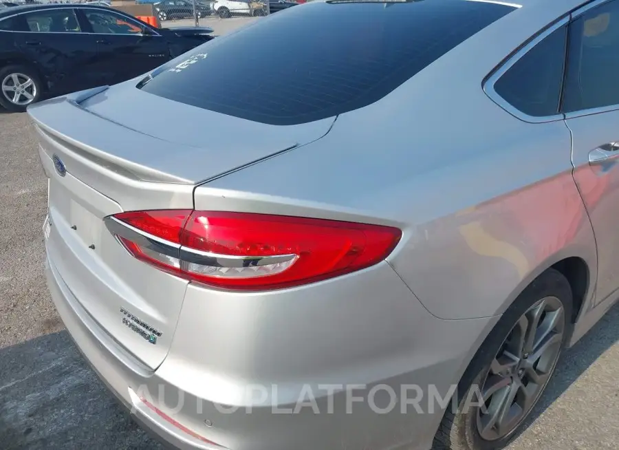 FORD FUSION HYBRID 2019 vin 3FA6P0RU4KR143537 from auto auction Iaai