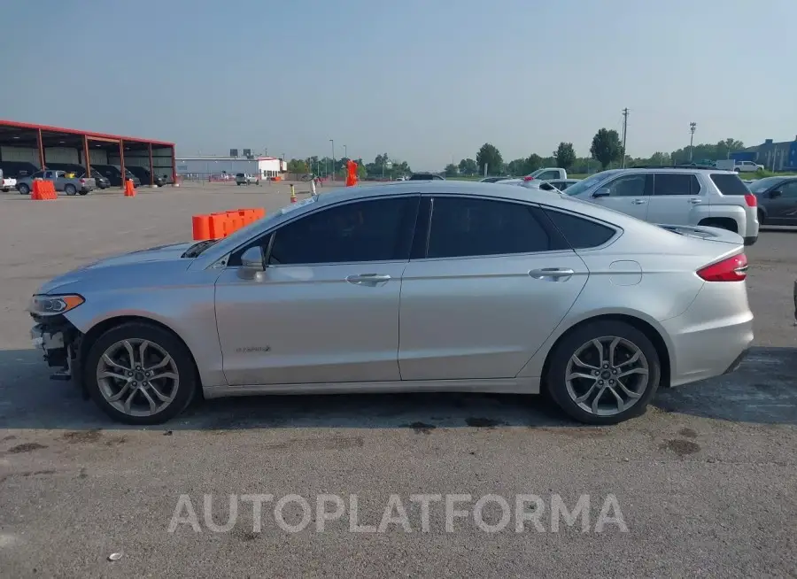 FORD FUSION HYBRID 2019 vin 3FA6P0RU4KR143537 from auto auction Iaai