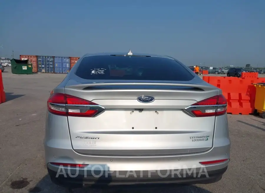 FORD FUSION HYBRID 2019 vin 3FA6P0RU4KR143537 from auto auction Iaai