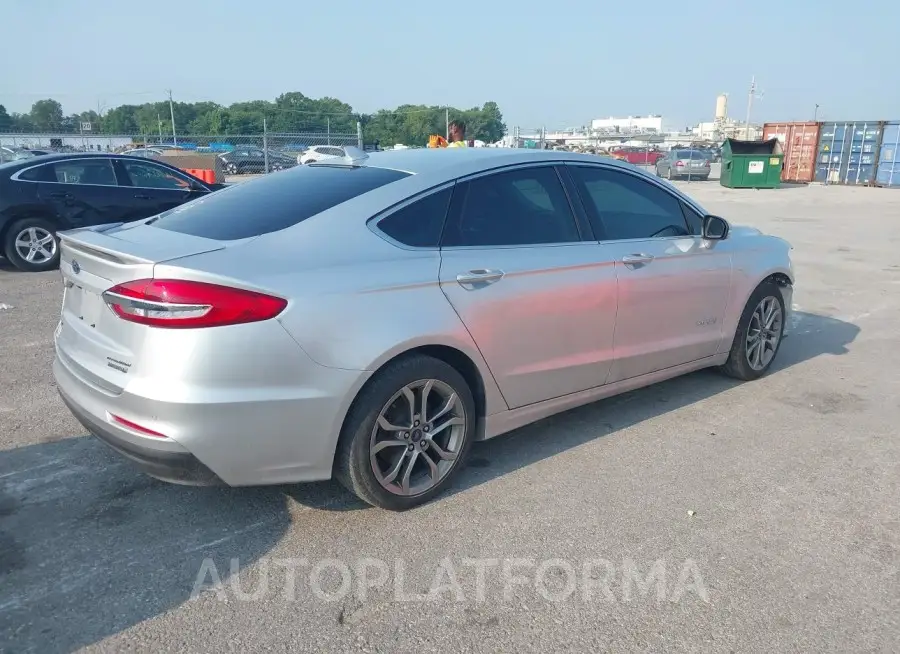 FORD FUSION HYBRID 2019 vin 3FA6P0RU4KR143537 from auto auction Iaai