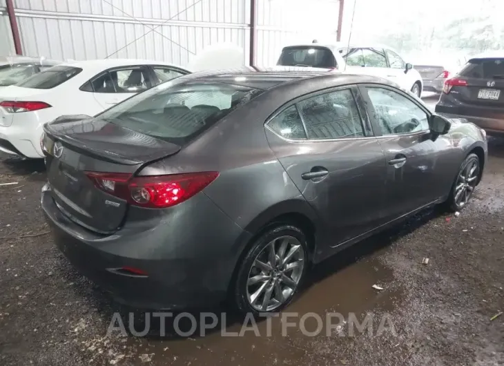 MAZDA MAZDA3 2018 vin 3MZBN1V30JM247792 from auto auction Iaai