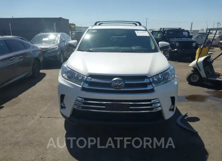 TOYOTA HIGHLANDER HYBRID 2019 vin 5TDDGRFH2KS072283 from auto auction Iaai