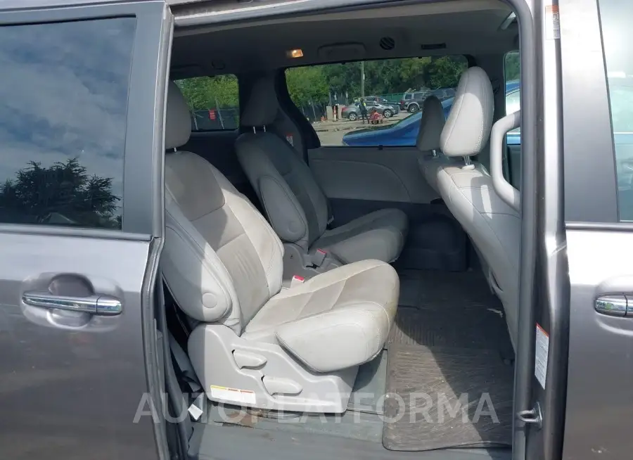 TOYOTA SIENNA 2015 vin 5TDDK3DC2FS096902 from auto auction Iaai