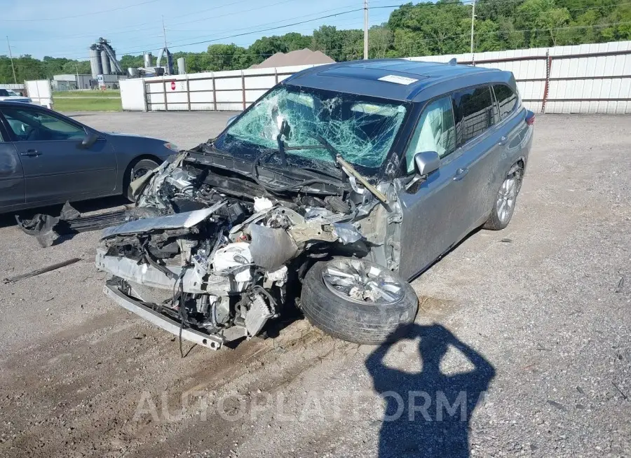 TOYOTA HIGHLANDER 2021 vin 5TDDZRBH9MS559130 from auto auction Iaai