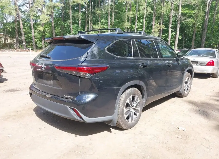 TOYOTA HIGHLANDER 2021 vin 5TDGZRBH0MS541144 from auto auction Iaai