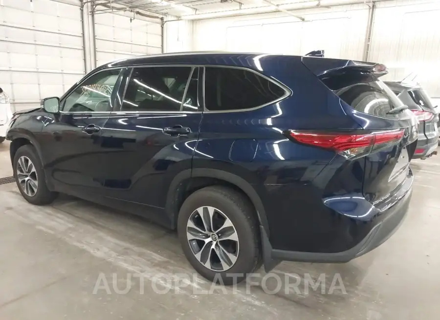 TOYOTA HIGHLANDER 2021 vin 5TDGZRBH2MS073062 from auto auction Iaai