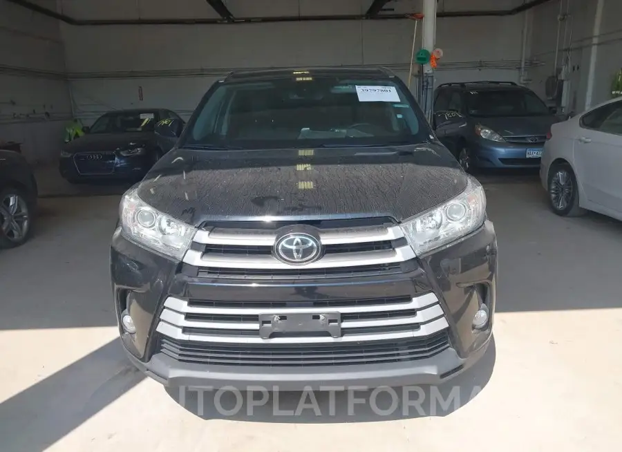 TOYOTA HIGHLANDER 2019 vin 5TDJZRFH0KS596285 from auto auction Iaai