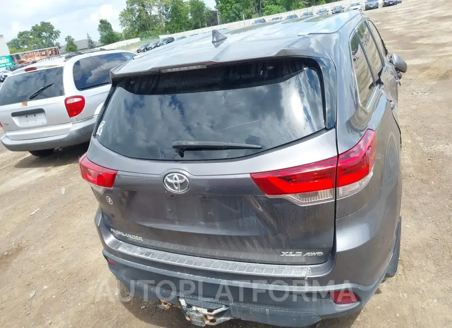 TOYOTA HIGHLANDER 2019 vin 5TDJZRFH2KS927304 from auto auction Iaai