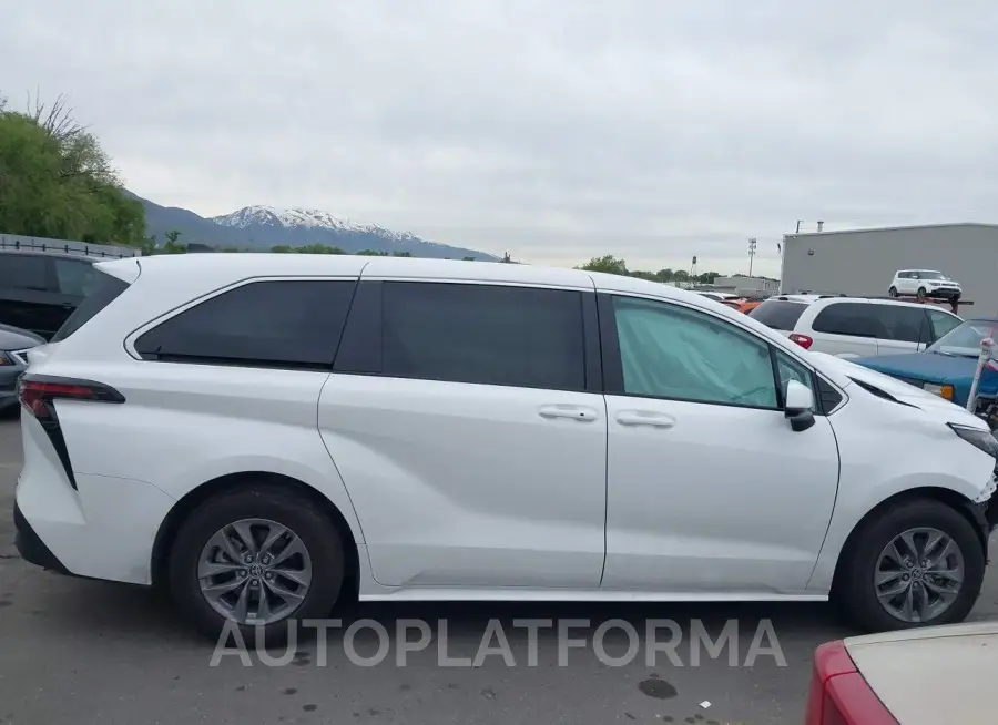 TOYOTA SIENNA 2023 vin 5TDKSKFC3PS075590 from auto auction Iaai