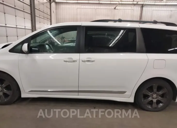 TOYOTA SIENNA 2015 vin 5TDXK3DC0FS686951 from auto auction Iaai