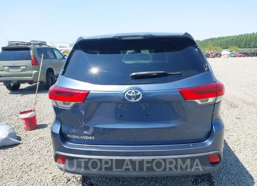 TOYOTA HIGHLANDER 2017 vin 5TDZARFH2HS023777 from auto auction Iaai