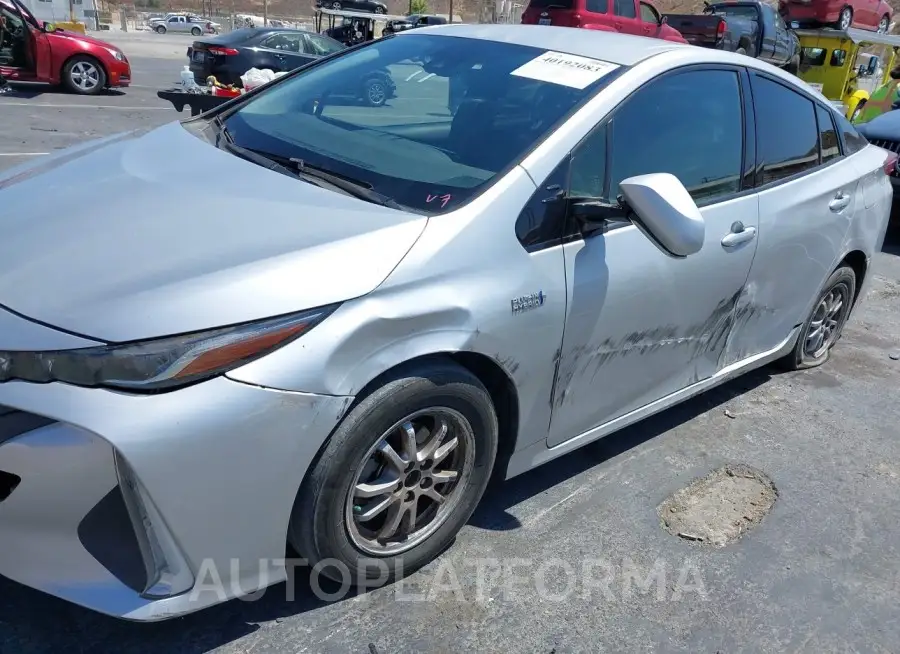 TOYOTA PRIUS PRIME 2017 vin JTDKARFP4H3067497 from auto auction Iaai