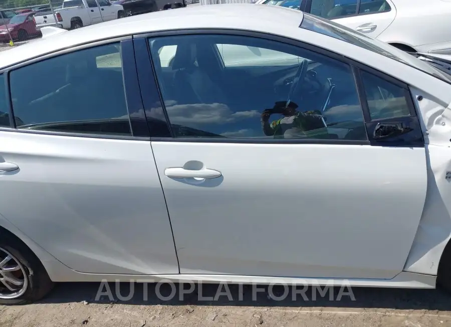 TOYOTA PRIUS PRIME 2017 vin JTDKARFP5H3050661 from auto auction Iaai