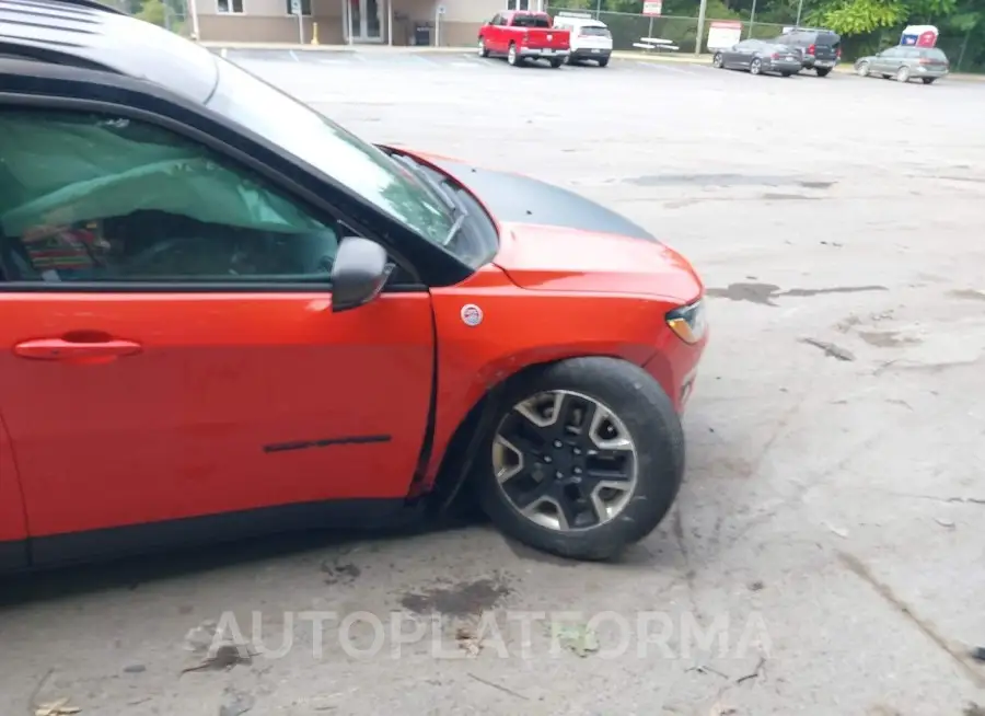 JEEP COMPASS 2018 vin 3C4NJDDB9JT256812 from auto auction Iaai