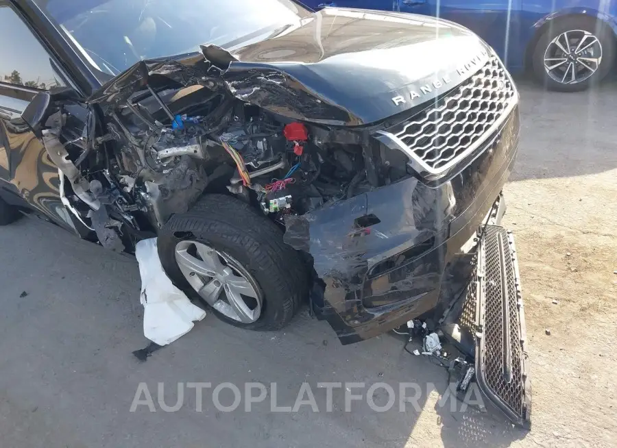 LAND ROVER RANGE ROVER VELAR 2018 vin SALYB2RX9JA762210 from auto auction Iaai