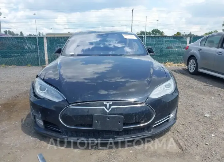 TESLA MODEL S 2016 vin 5YJSA1E22GF120853 from auto auction Iaai