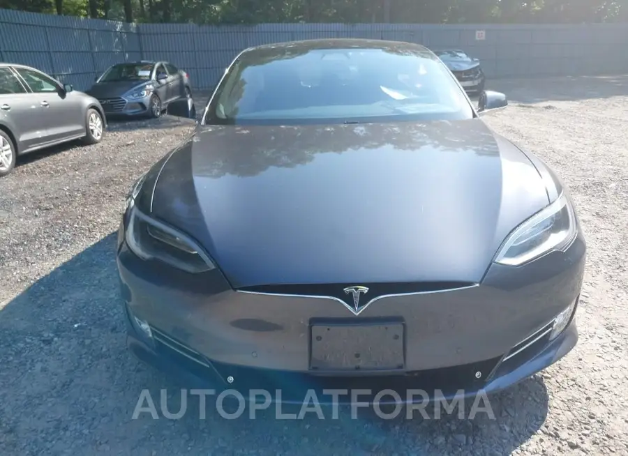 TESLA MODEL S 2017 vin 5YJSA1E28HF189340 from auto auction Iaai