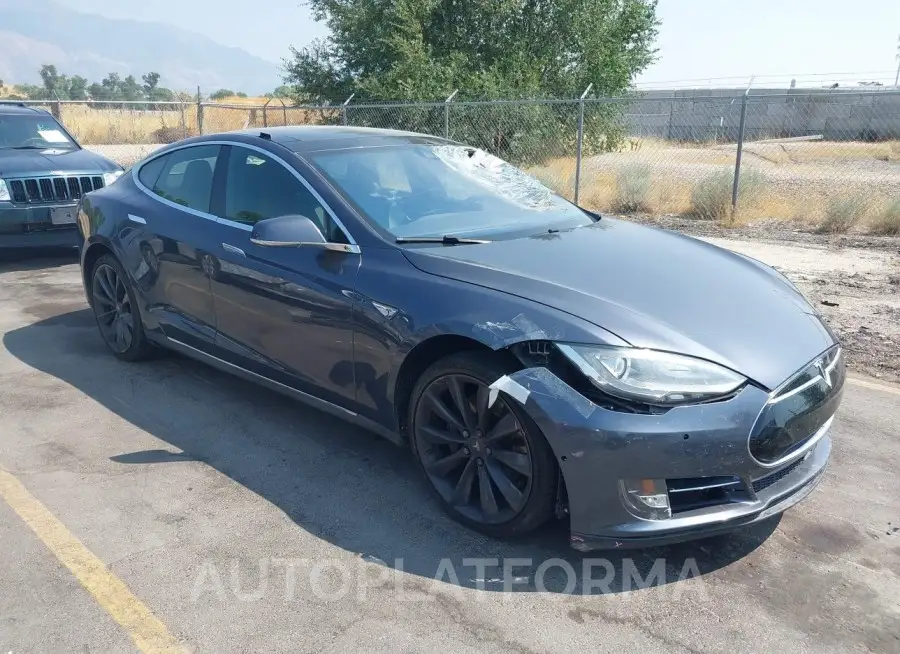 TESLA MODEL S 2015 vin 5YJSA1H27FF084457 from auto auction Iaai