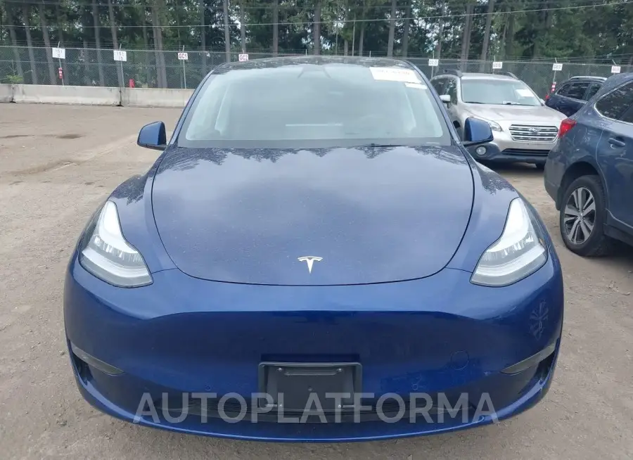 TESLA MODEL Y 2022 vin 7SAYGAEE2NF366644 from auto auction Iaai