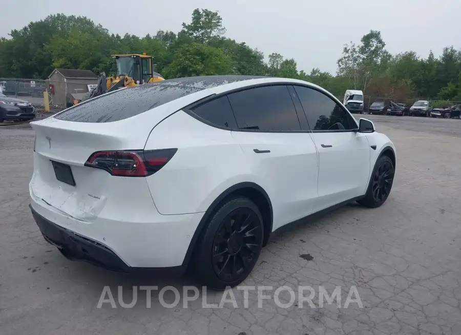 TESLA MODEL Y 2022 vin 7SAYGDEEXNF423996 from auto auction Iaai