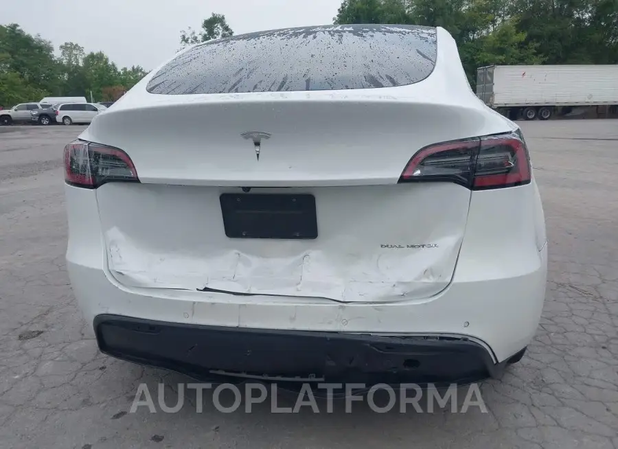 TESLA MODEL Y 2022 vin 7SAYGDEEXNF423996 from auto auction Iaai