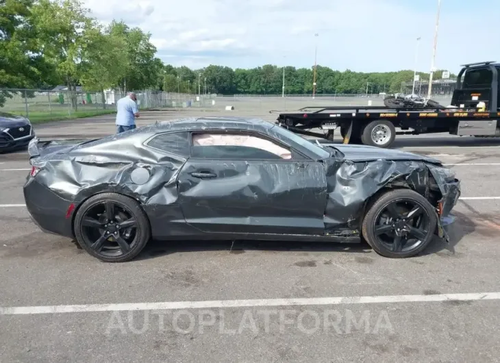 CHEVROLET CAMARO 2018 vin 1G1FB1RX9J0190188 from auto auction Iaai