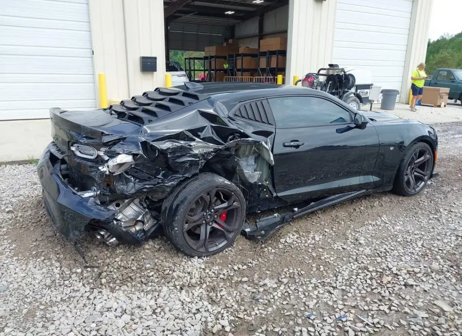 CHEVROLET CAMARO 2023 vin 1G1FF1R71P0104689 from auto auction Iaai