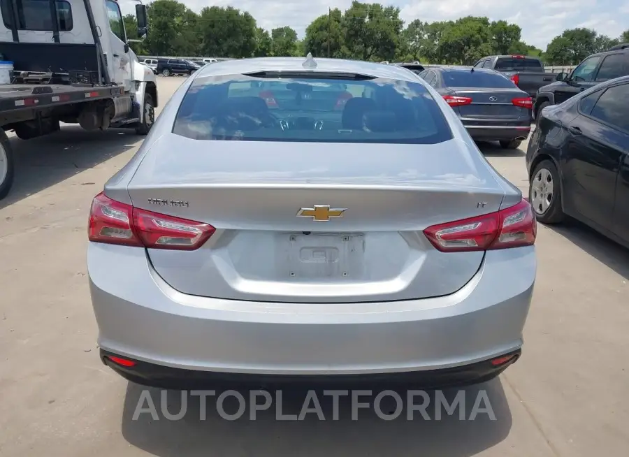 CHEVROLET MALIBU 2021 vin 1G1ZD5ST4MF040660 from auto auction Iaai