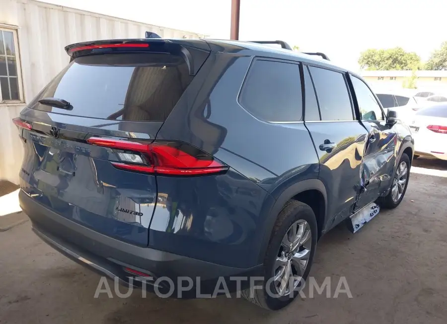 TOYOTA GRAND HIGHLANDER 2024 vin 5TDACAB50RS024609 from auto auction Iaai