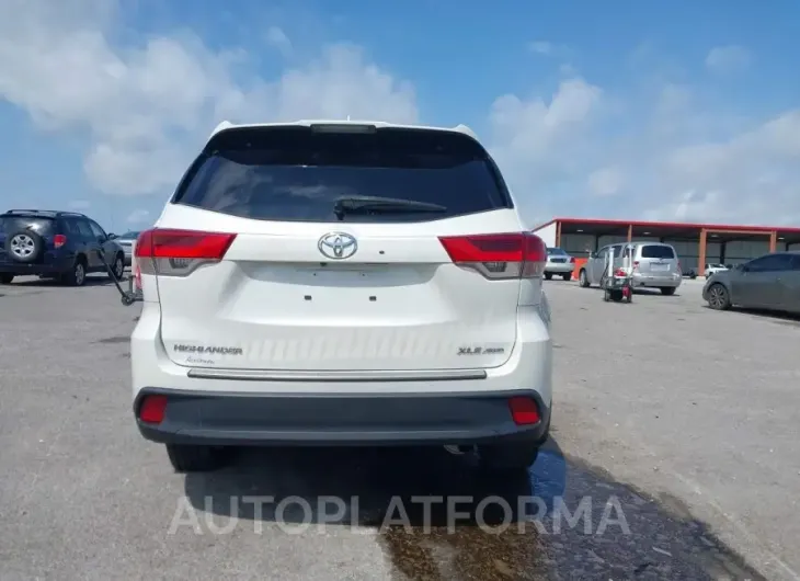 TOYOTA HIGHLANDER 2019 vin 5TDJZRFH8KS566290 from auto auction Iaai