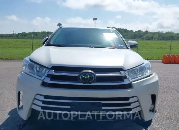 TOYOTA HIGHLANDER 2019 vin 5TDJZRFH8KS566290 from auto auction Iaai