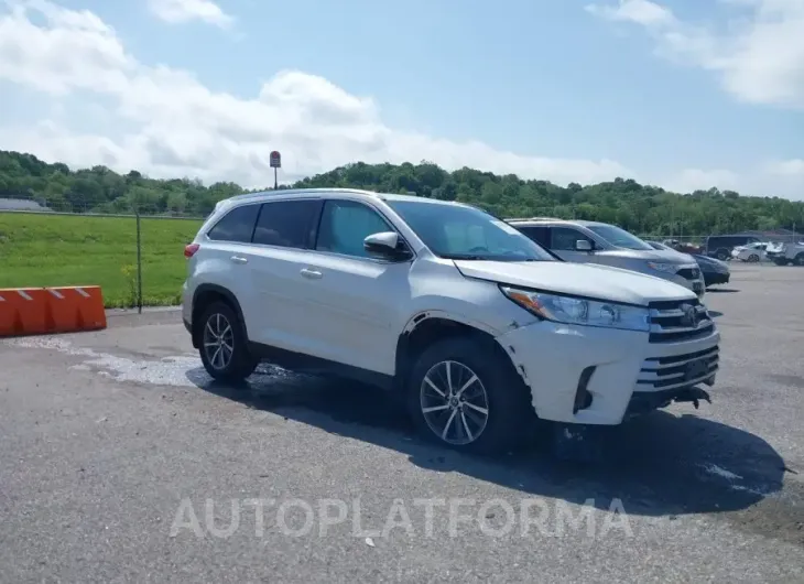 TOYOTA HIGHLANDER 2019 vin 5TDJZRFH8KS566290 from auto auction Iaai