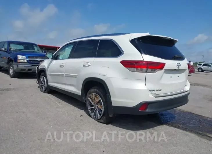 TOYOTA HIGHLANDER 2019 vin 5TDJZRFH8KS566290 from auto auction Iaai